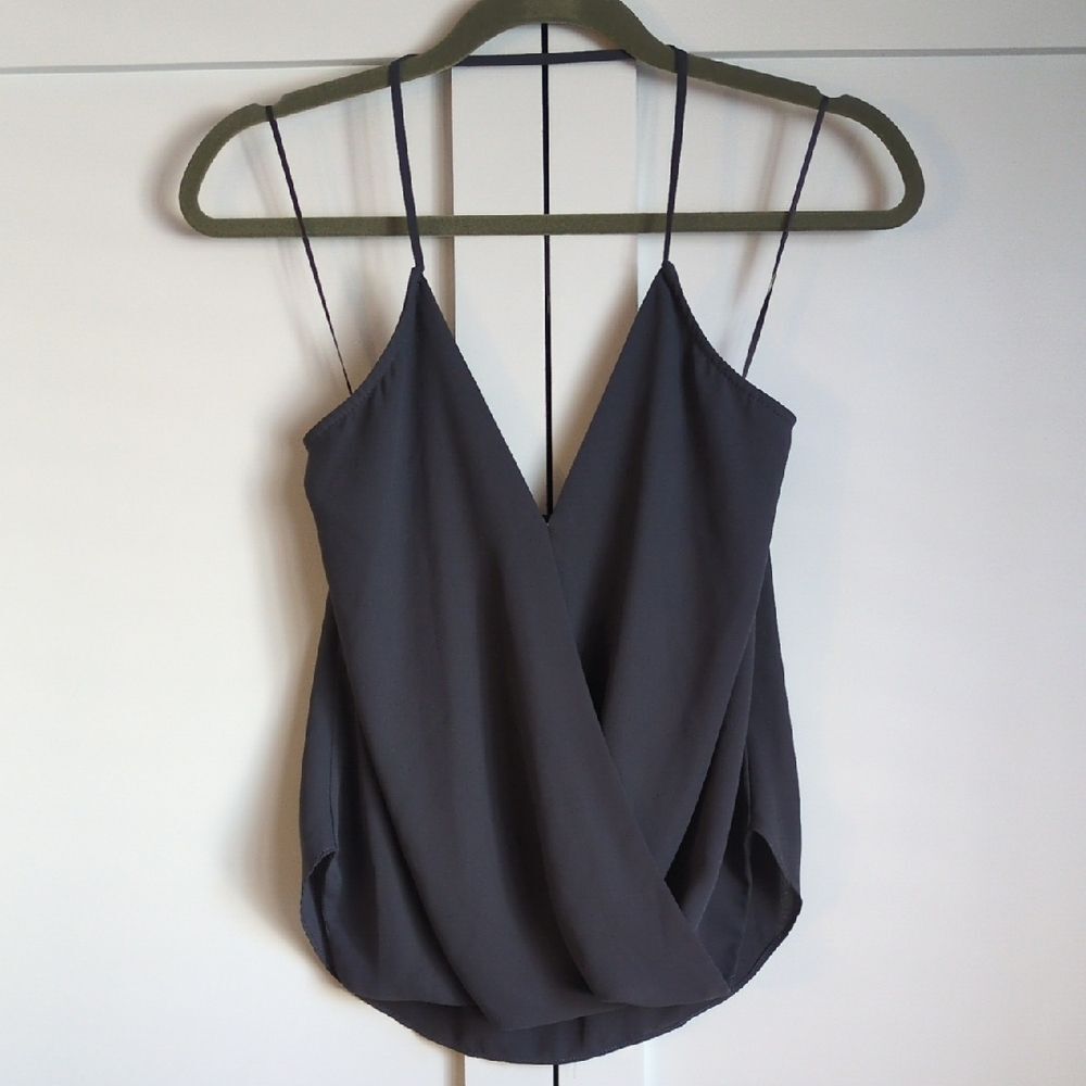 Akira Chicago Black Label Gray Flowy Halter Top Size Small Minimalist Chic